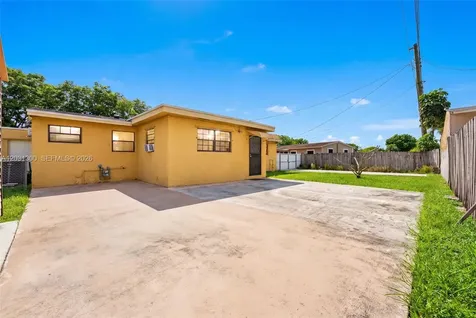 18930 NW 44th Court Miami Gardens FL 33055
