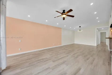 6323 SW 116th Place Miami FL 33173