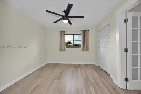 6323 SW 116th Place Miami FL 33173