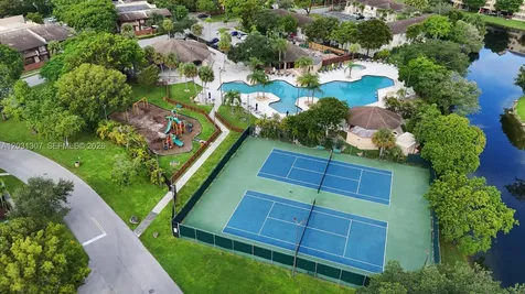 6323 SW 116th Place Miami FL 33173