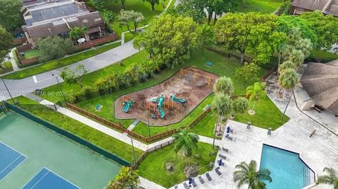 6323 SW 116th Place Miami FL 33173