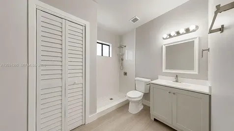 101 W 11th Street Hialeah FL 33010