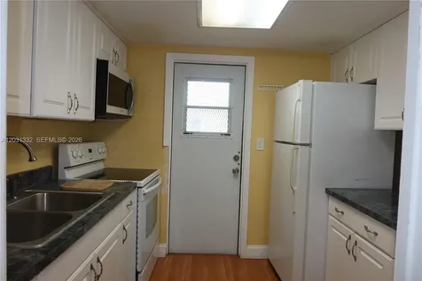 1850 NE 169th Street North Miami Beach FL 33162