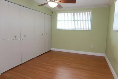 1850 NE 169th Street North Miami Beach FL 33162