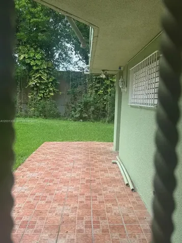 11173 NW 7th Street Miami FL 33172