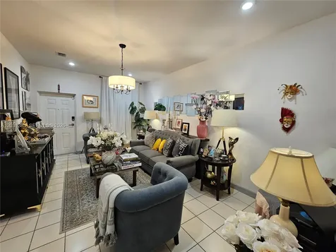 1661 SE 28th Street Homestead FL 33035