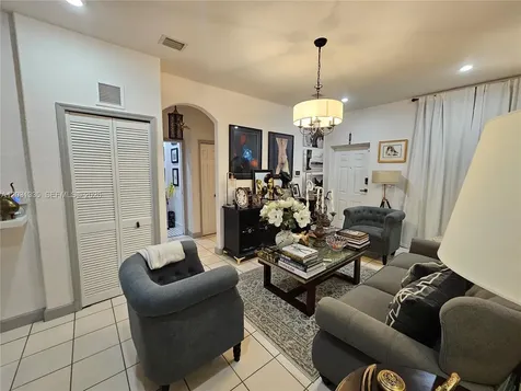 1661 SE 28th Street Homestead FL 33035