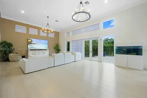 10961 SW 31st Street Davie FL 33328