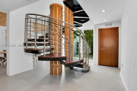 2475 S Bayshore Drive Miami FL 33133