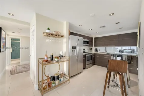 1200 West Avenue Miami Beach FL 33139