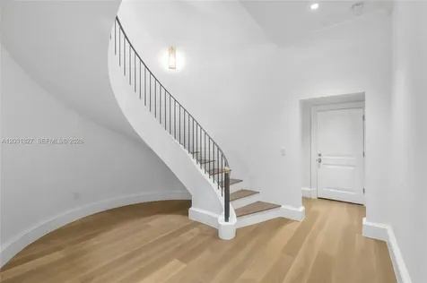2611 Anderson Road Coral Gables FL 33134