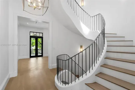 2611 Anderson Road Coral Gables FL 33134