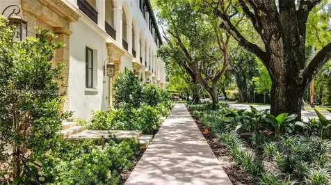 2611 Anderson Road Coral Gables FL 33134