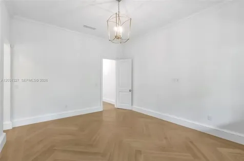 2611 Anderson Road Coral Gables FL 33134
