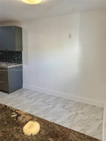 2326 NW 59th Street Miami FL 33142