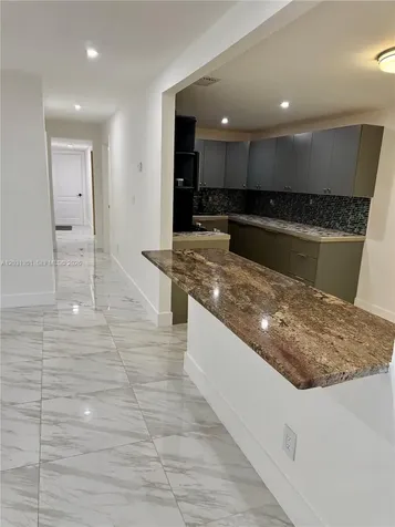 2326 NW 59th Street Miami FL 33142