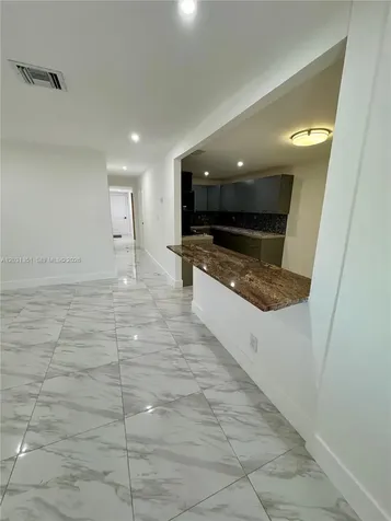 2326 NW 59th Street Miami FL 33142