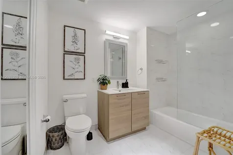 16385 Biscayne Boulevard North Miami Beach FL 33160
