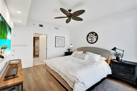 16385 Biscayne Boulevard North Miami Beach FL 33160