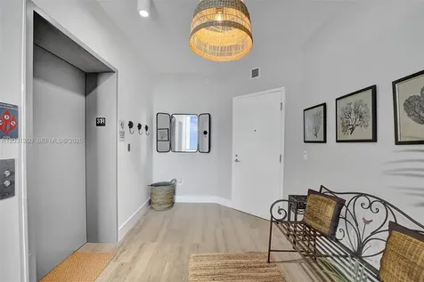 16385 Biscayne Boulevard North Miami Beach FL 33160