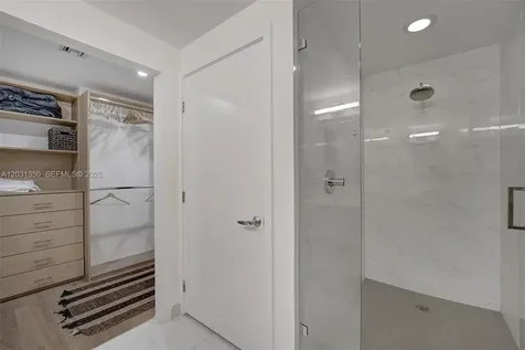 16385 Biscayne Boulevard North Miami Beach FL 33160