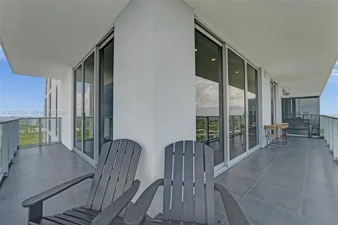 16385 Biscayne Boulevard North Miami Beach FL 33160