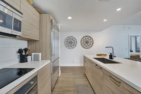 16385 Biscayne Boulevard North Miami Beach FL 33160
