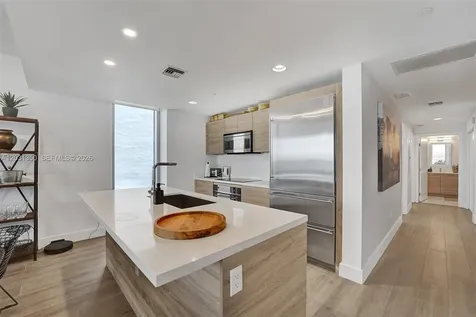 16385 Biscayne Boulevard North Miami Beach FL 33160