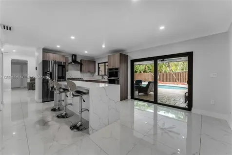 15842 SW 105th Street Miami FL 33196