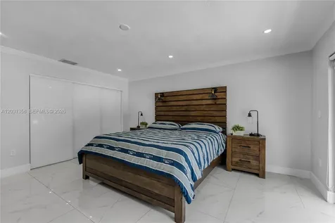 15842 SW 105th Street Miami FL 33196