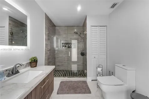 15842 SW 105th Street Miami FL 33196