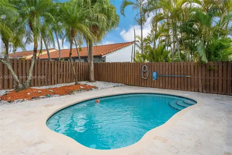 15842 SW 105th Street Miami FL 33196