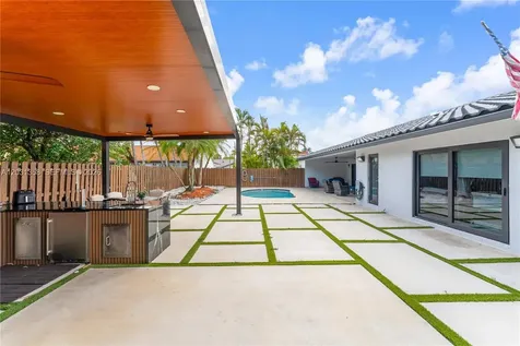 15842 SW 105th Street Miami FL 33196