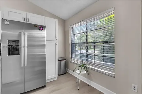 2330 Plum Court Pembroke Pines FL 33026