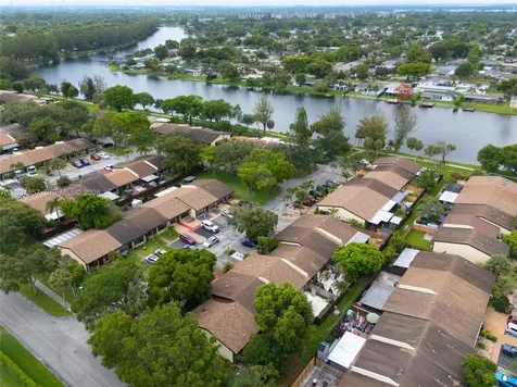2330 Plum Court Pembroke Pines FL 33026