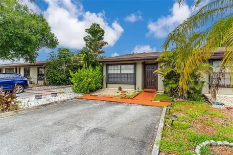 2330 Plum Court Pembroke Pines FL 33026