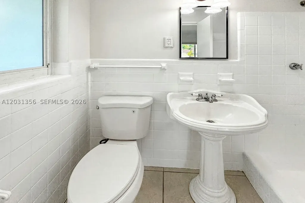 231 NE 16th Avenue Pompano Beach FL 33060
