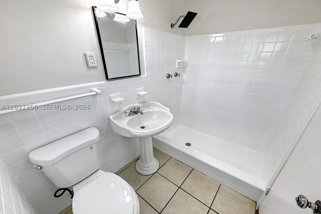 231 NE 16th Avenue Pompano Beach FL 33060
