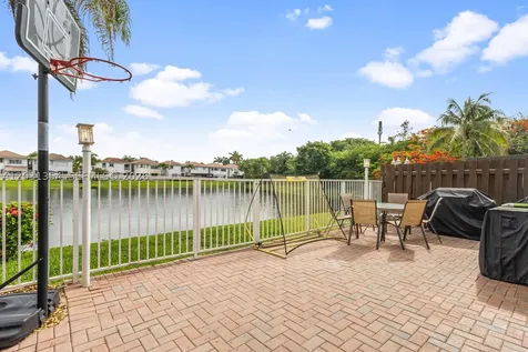 11431 NW 68th Terrace Doral FL 33178