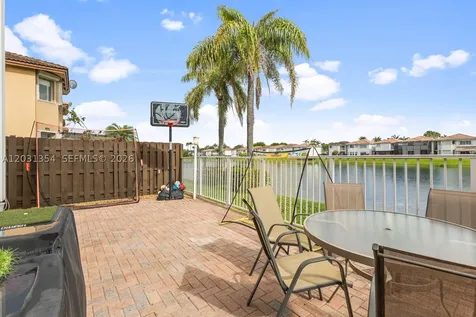 11431 NW 68th Terrace Doral FL 33178
