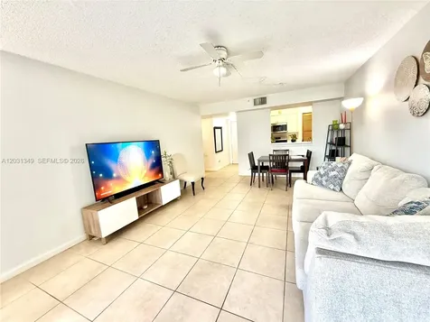 1341 SE 3rd Avenue Dania Beach FL 33004