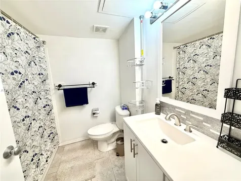 1341 SE 3rd Avenue Dania Beach FL 33004
