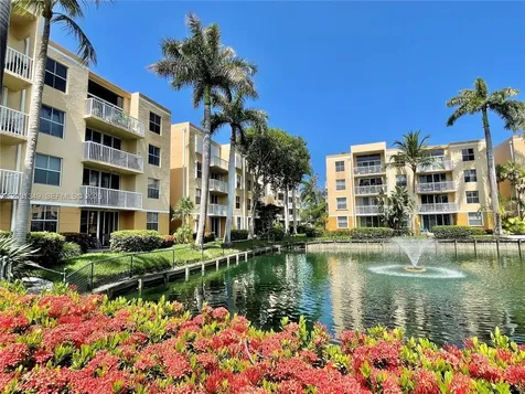 1341 SE 3rd Avenue Dania Beach FL 33004