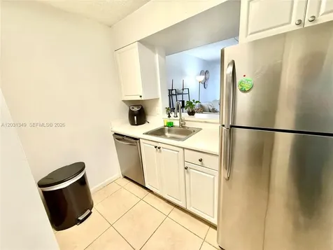 1341 SE 3rd Avenue Dania Beach FL 33004