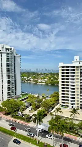 5555 Collins Avenue Miami Beach FL 33140