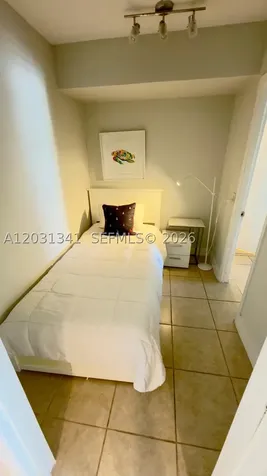 5555 Collins Avenue Miami Beach FL 33140