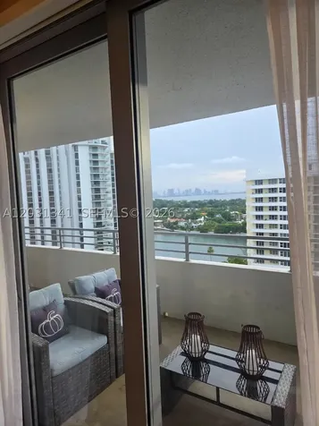 5555 Collins Avenue Miami Beach FL 33140