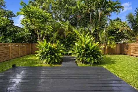 8819 Dickens Avenue Surfside FL 33154