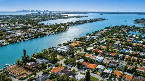 8819 Dickens Avenue Surfside FL 33154