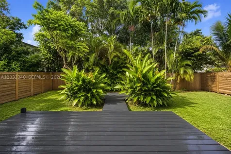 8819 Dickens Avenue Surfside FL 33154